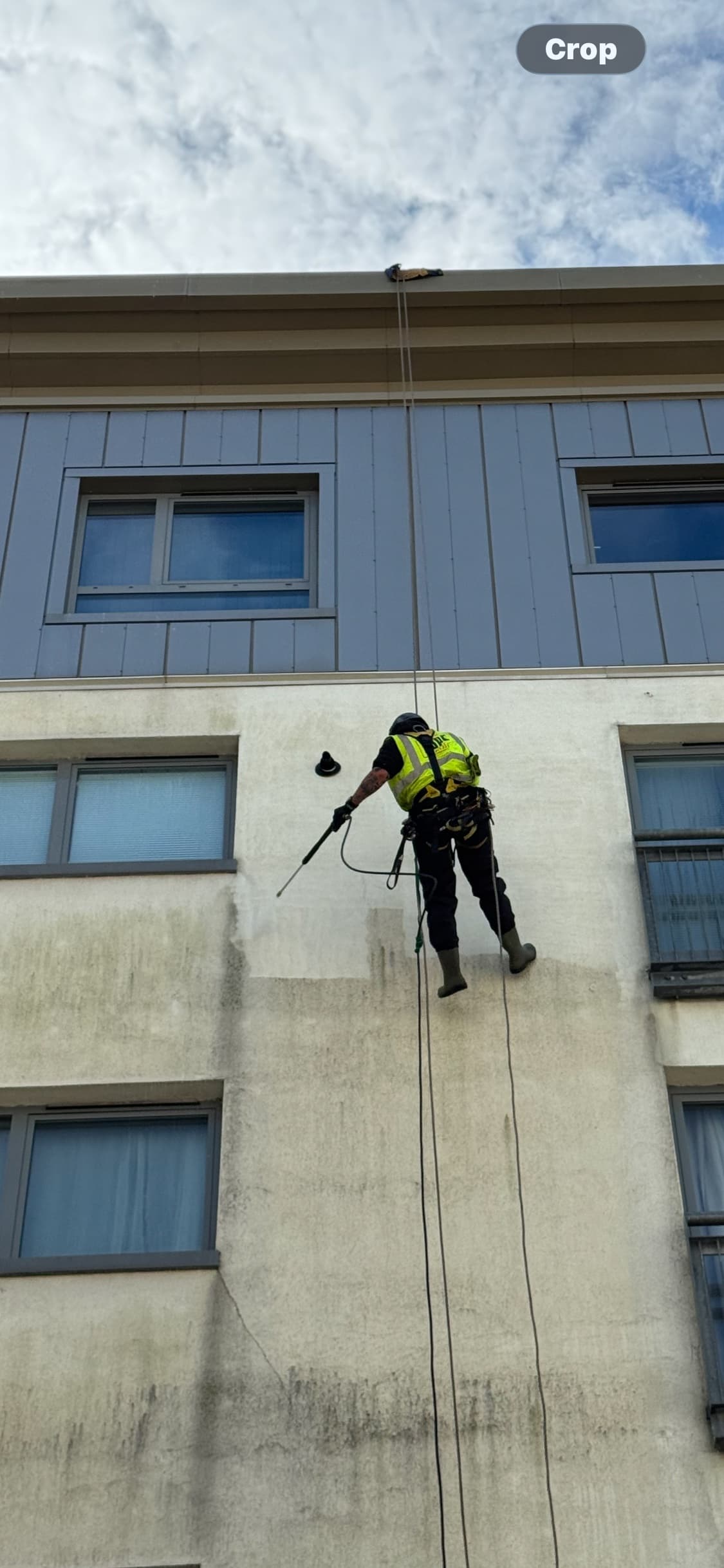 Commercial Building Cleaning in Edinburgh: A Complete Guide for Homeowners